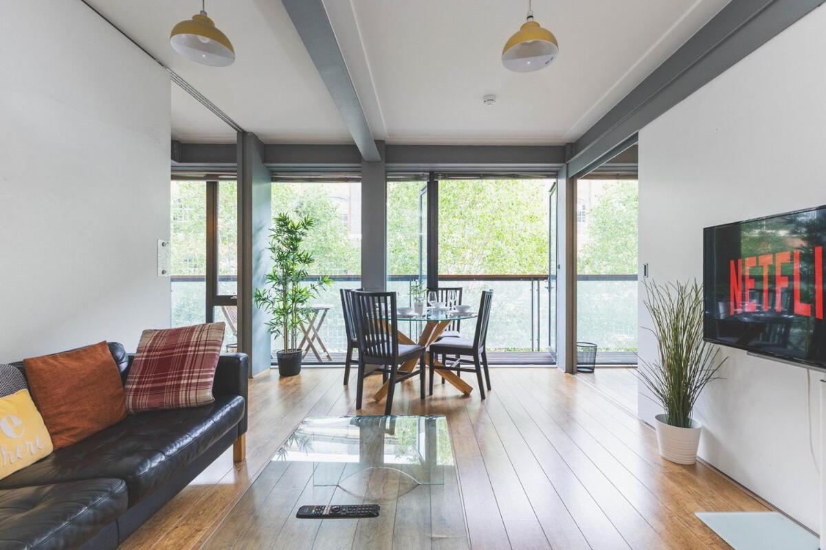 2Bed Stratford Apt With Easy Access To Central London, O2, Excel, Parking Nearby ภายนอก รูปภาพ