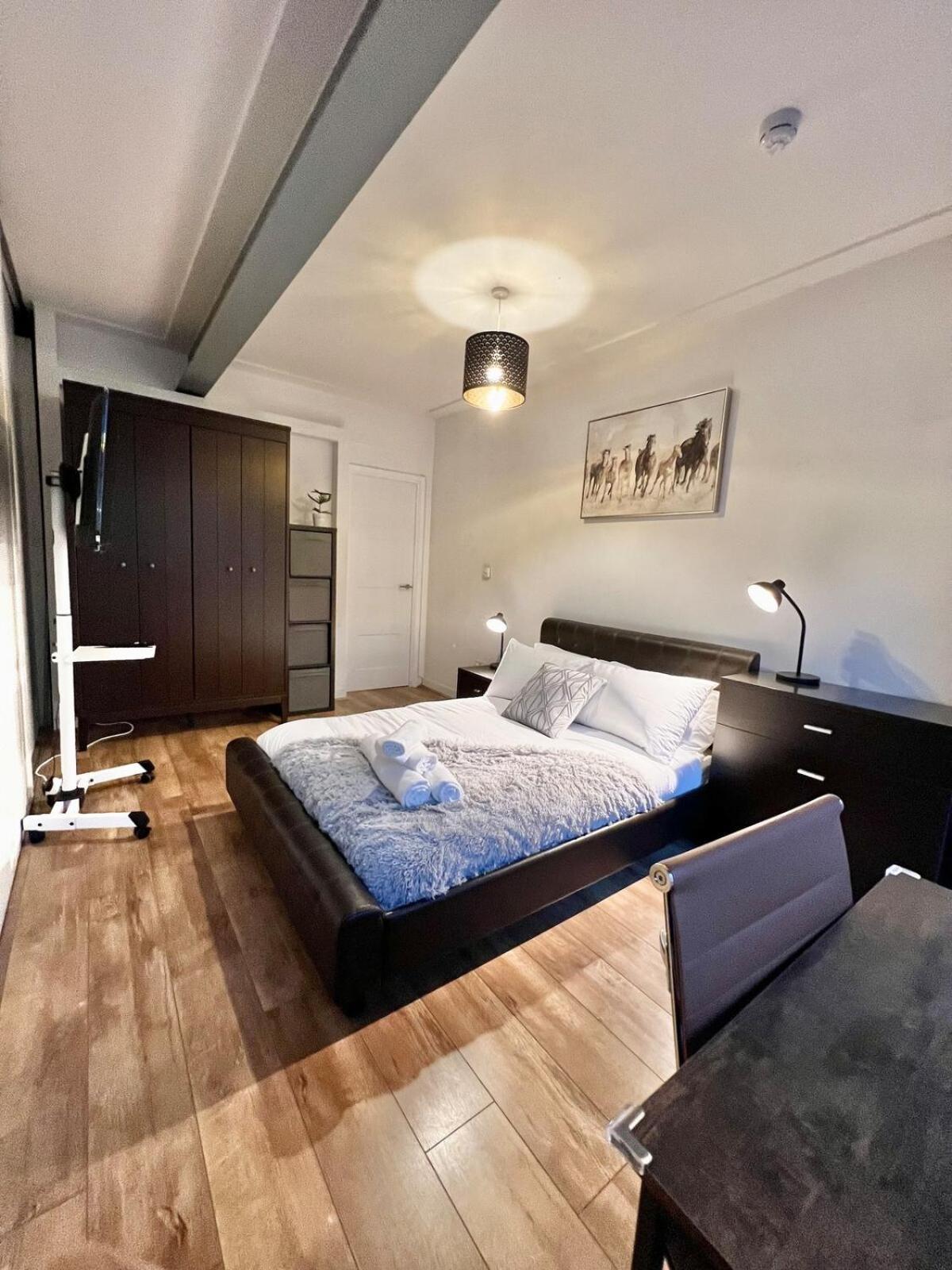 2Bed Stratford Apt With Easy Access To Central London, O2, Excel, Parking Nearby ภายนอก รูปภาพ